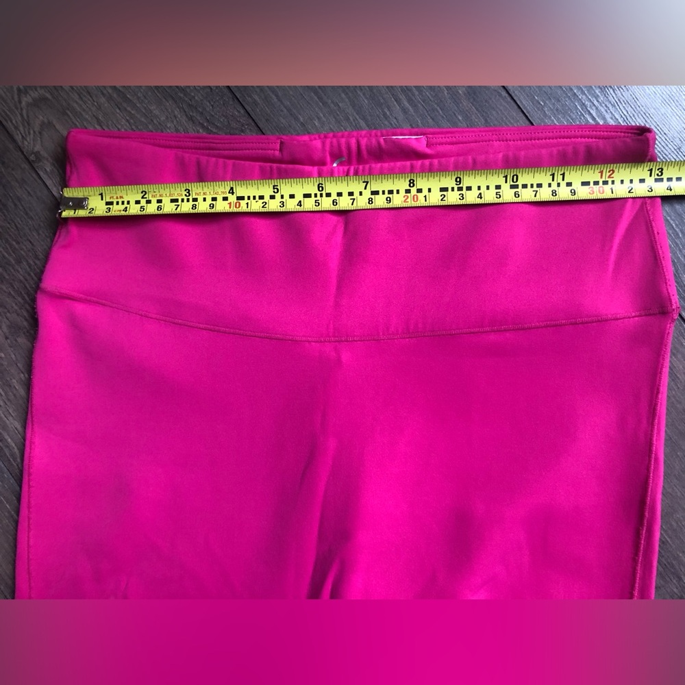 ⭐️Like NEW⭐️FANKA | Slim N’ Sculpt Vibrant Pink Women's Leggings •Size XL 25” - Picture 6 of 9